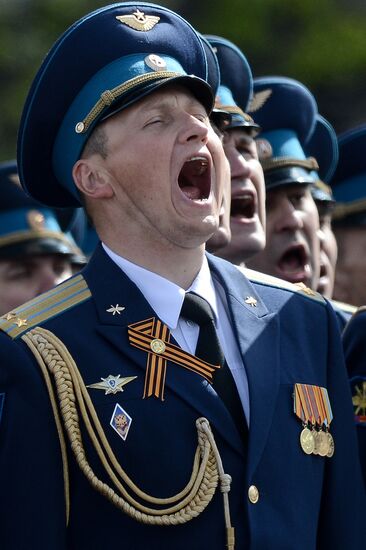 Full dress rehearsal of V-Day Parade