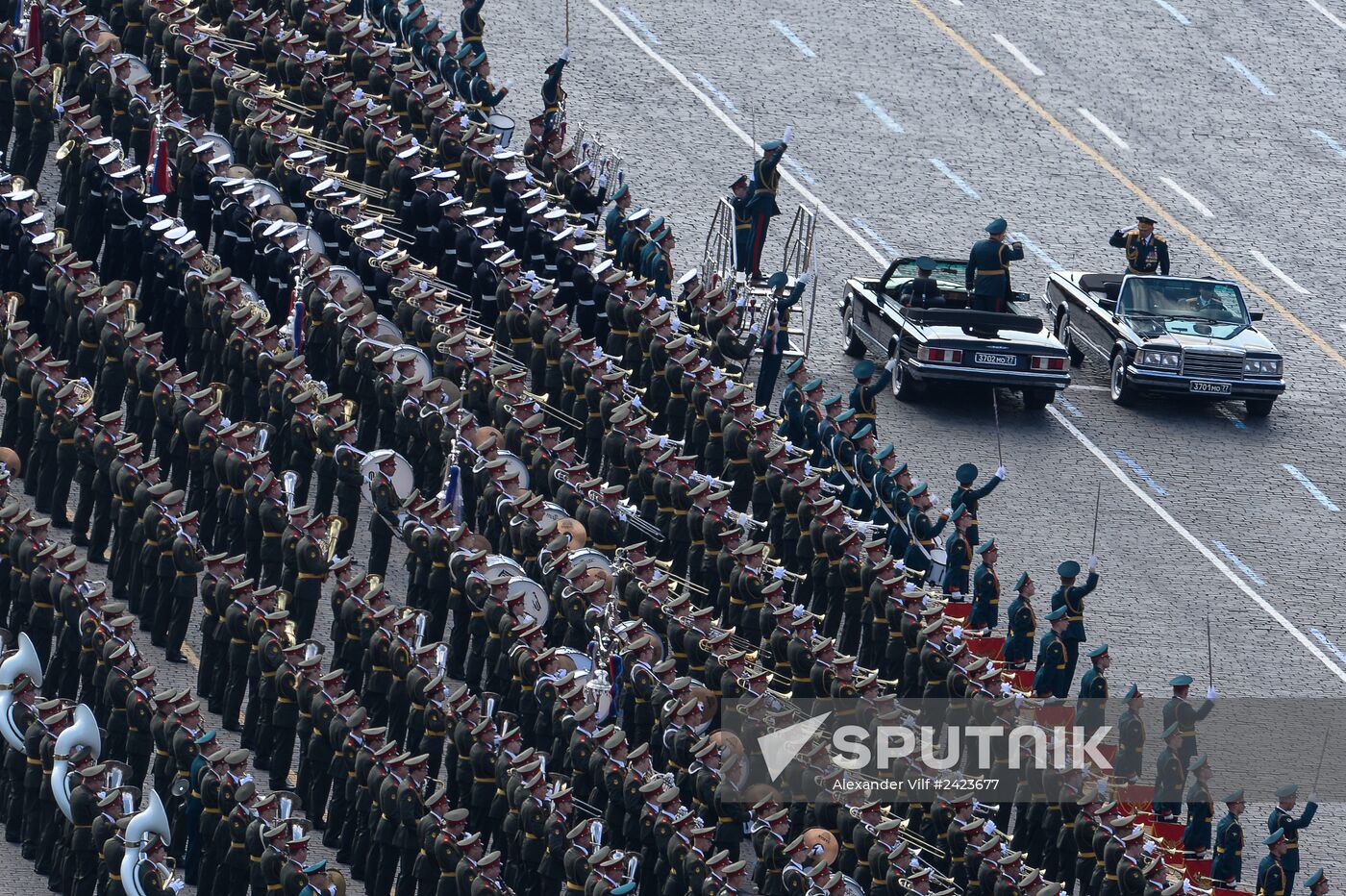 Full dress rehearsal of V-Day Parade