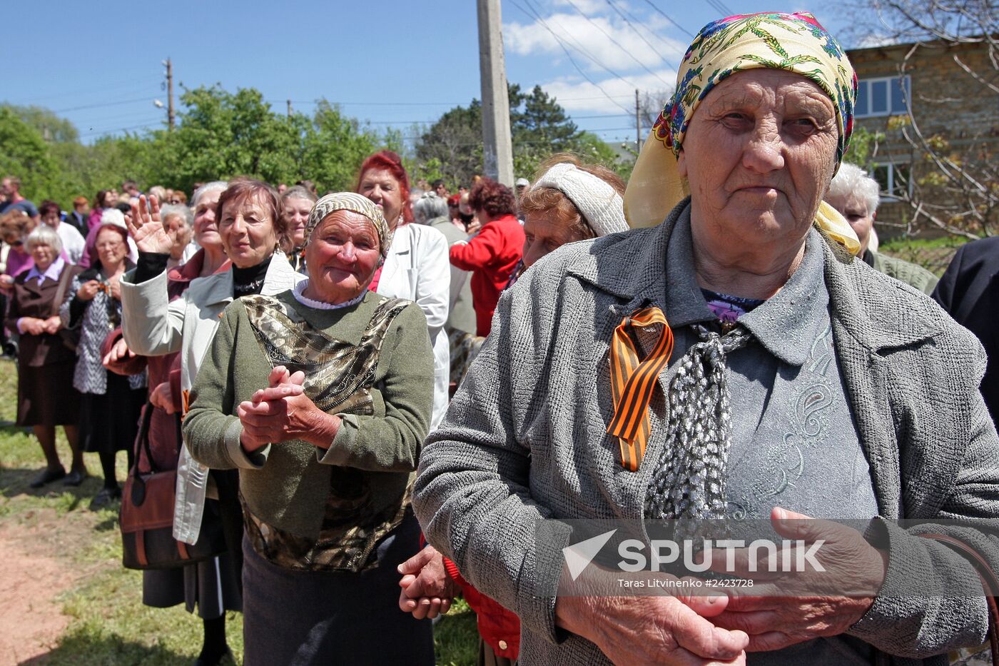 Perevalnoye town in Simferopol District connected to gas pipeline