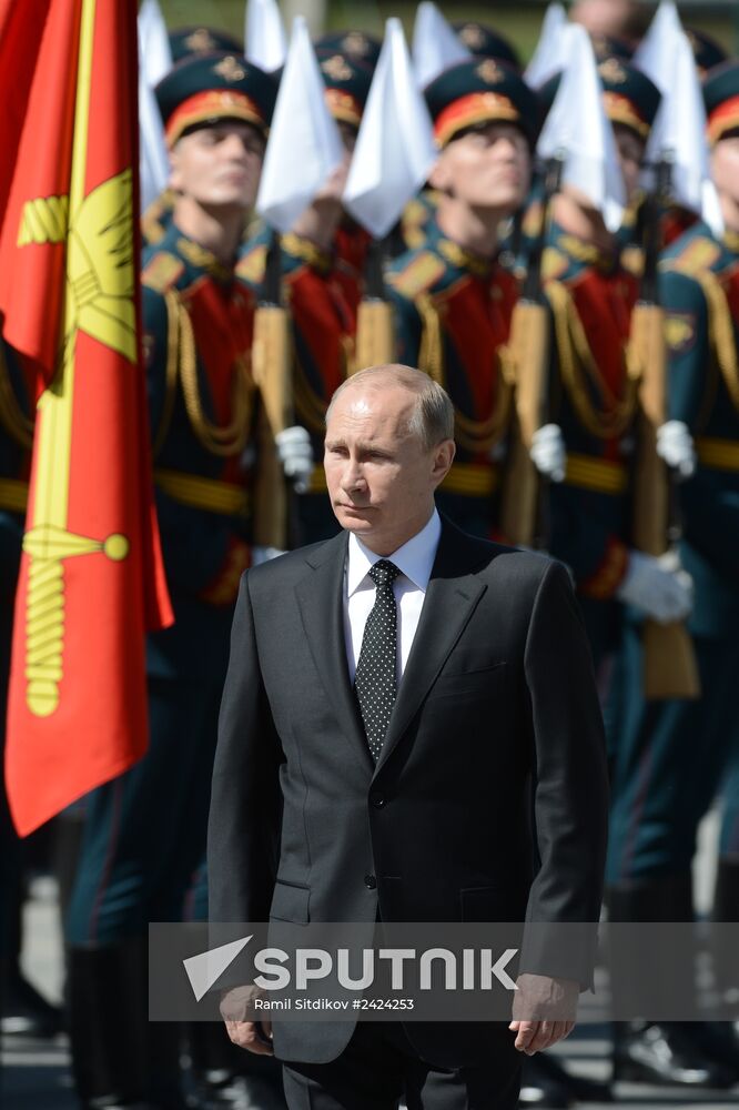 Wreath and flowers laid at Tomb of Unknown Soldier near Kremlin wall