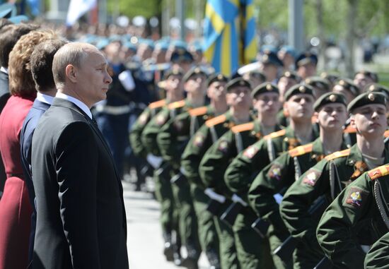 Wreath and flowers laid at Tomb of Unknown Soldier near Kremlin wall
