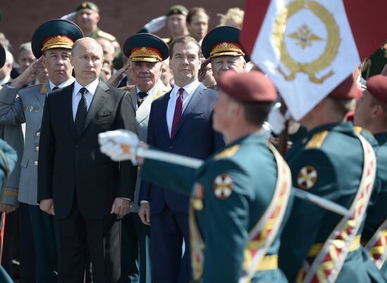 Wreath and flowers laid at Tomb of Unknown Soldier near Kremlin wall