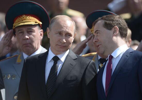 Wreath and flowers laid at Tomb of Unknown Soldier near Kremlin wall