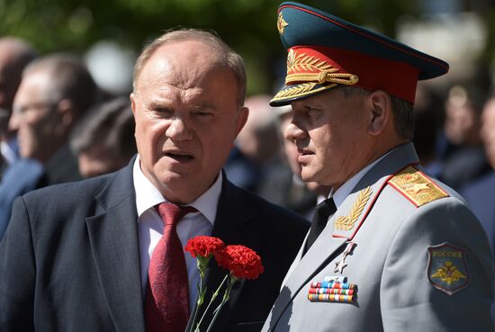 Wreath and flowers laid at Tomb of Unknown Soldier near Kremlin wall