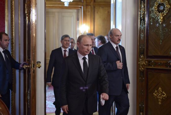 V.Putin's informal meeting with CIS leaders