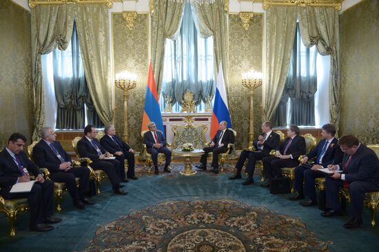 Vladimir Putin's informal meeting with CIS leaders