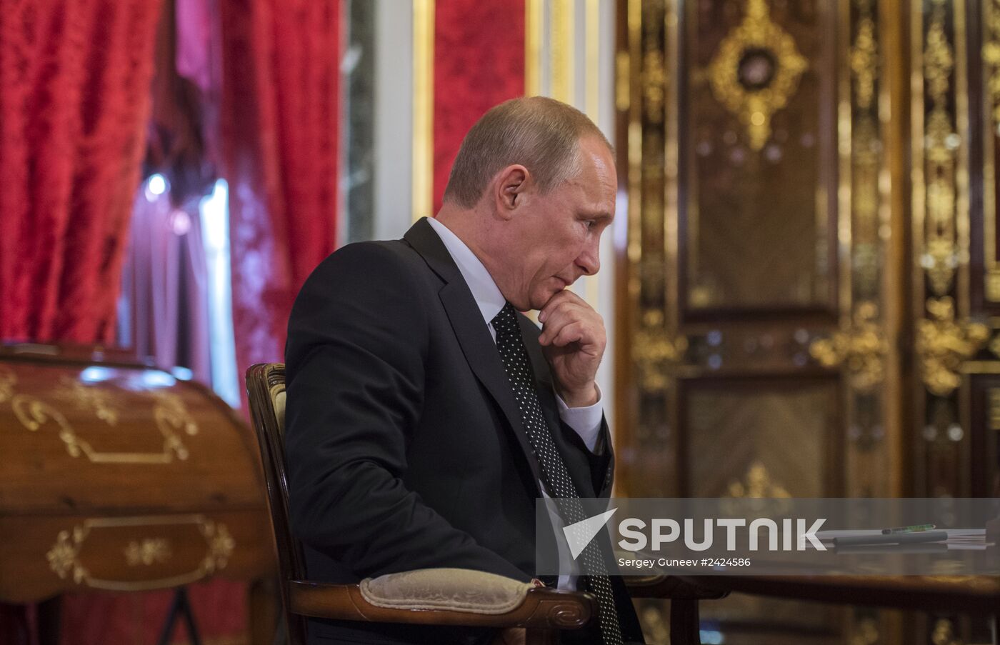 Vladimir Putin's informal meeting with CIS leaders