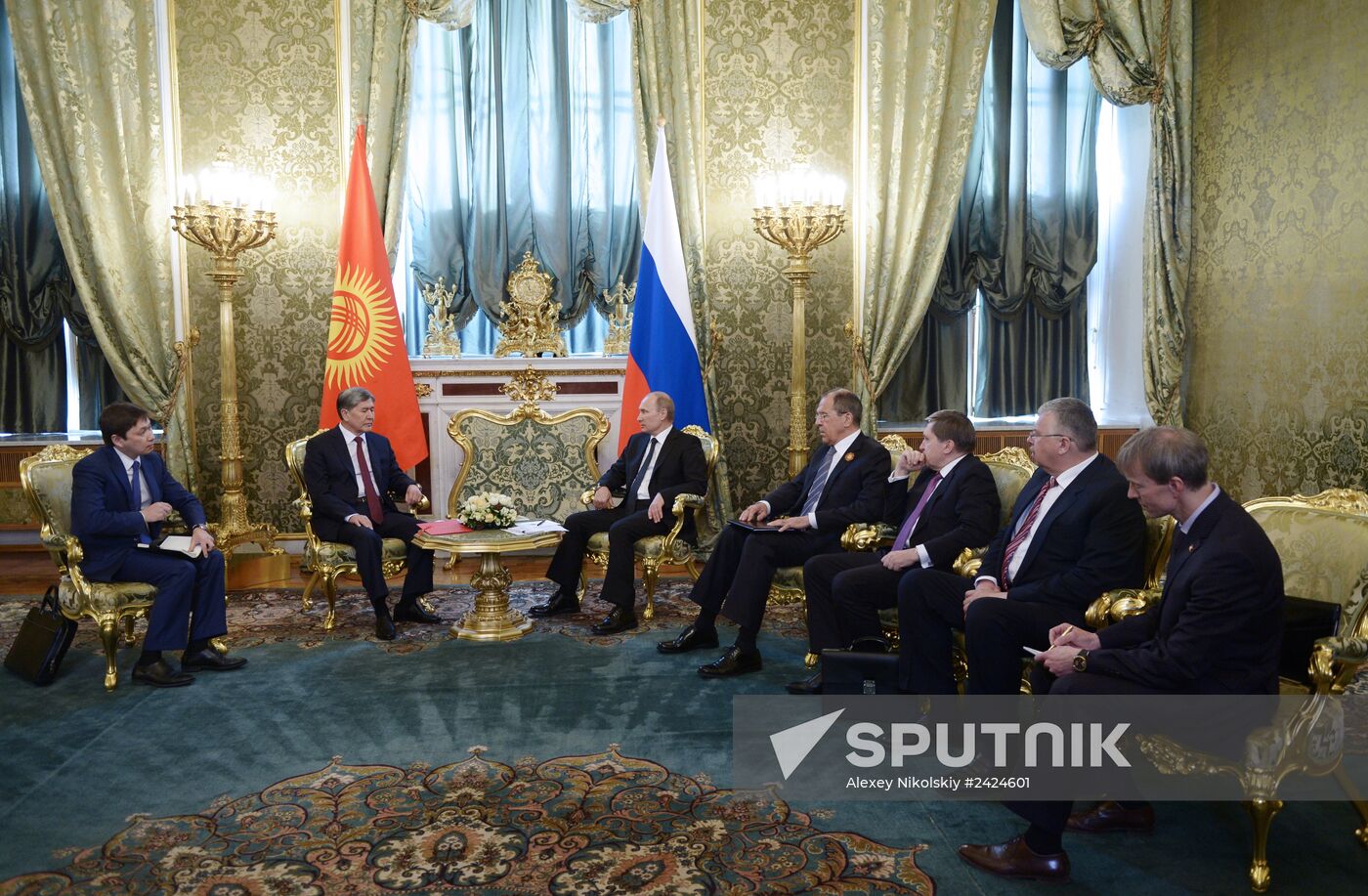 Vladimir Putin's informal meeting with CIS leaders