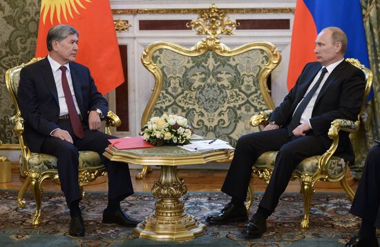 Vladimir Putin's informal meeting with CIS leaders