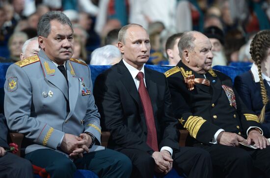 Vladimir Putin attends V-Day concert