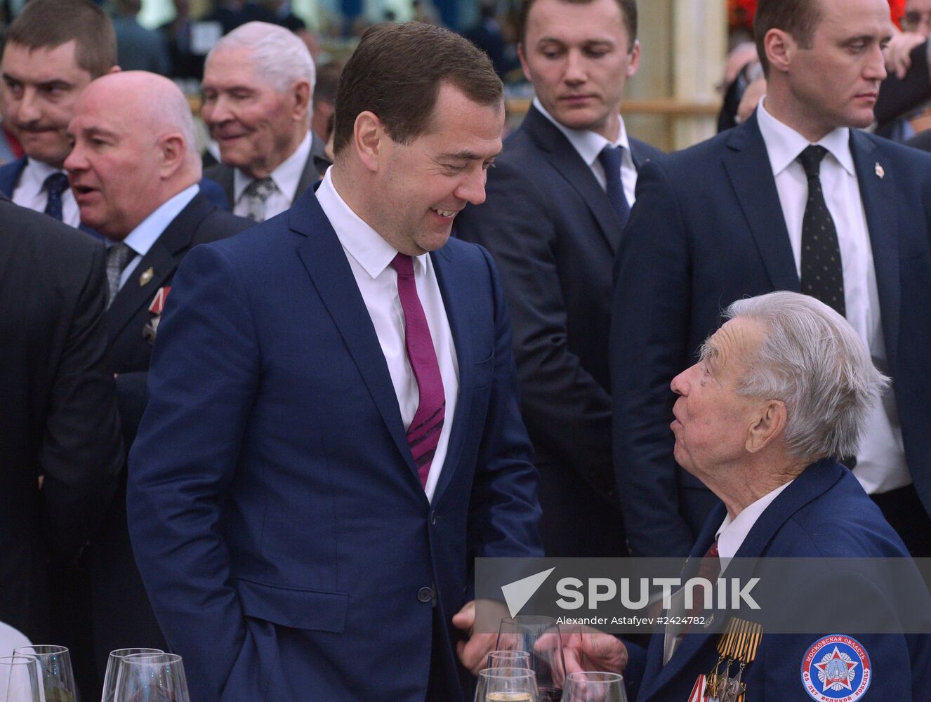 Dmitry Medvedev attends V-Day reception