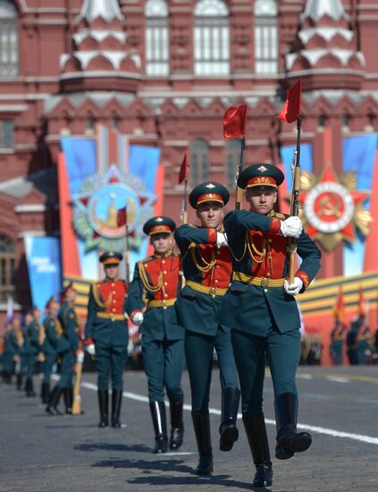 Parade on 69th anniversary of victory in Great Patriotic War