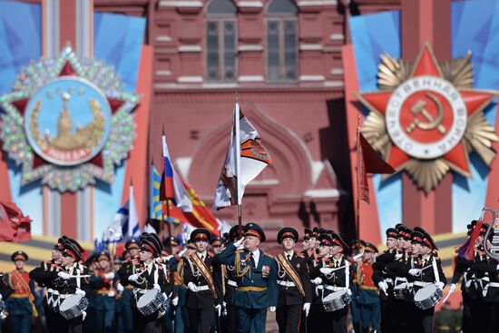 Parade on 69th anniversary of victory in Great Patriotic War