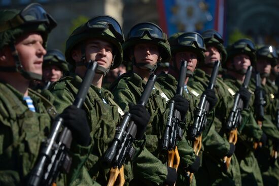 Parade on 69th anniversary of victory in Great Patriotic War