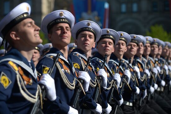 Parade on 69th anniversary of victory in Great Patriotic War