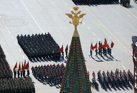 Parade on 69th anniversary of victory in Great Patriotic War