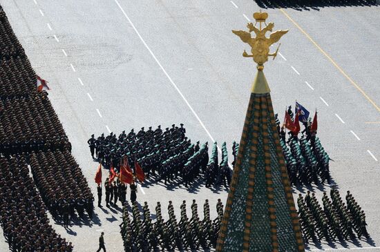Parade on 69th anniversary of victory in Great Patriotic War