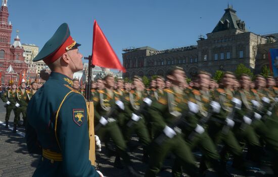 Parade on 69th anniversary of victory in Great Patriotic War