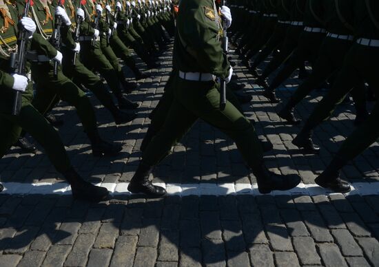Parade on 69th anniversary of victory in Great Patriotic War