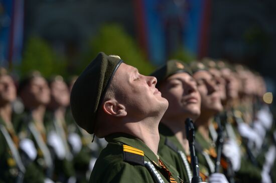 Parade on 69th anniversary of victory in Great Patriotic War