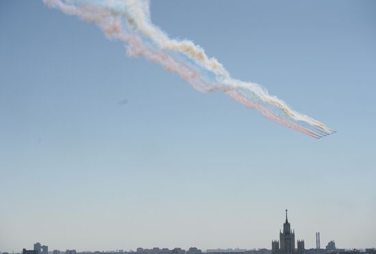 Parade on 69th anniversary of victory in Great Patriotic War