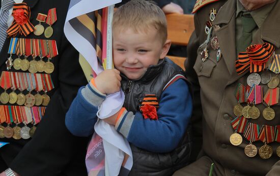 Victory Day celebrations in Lugansk