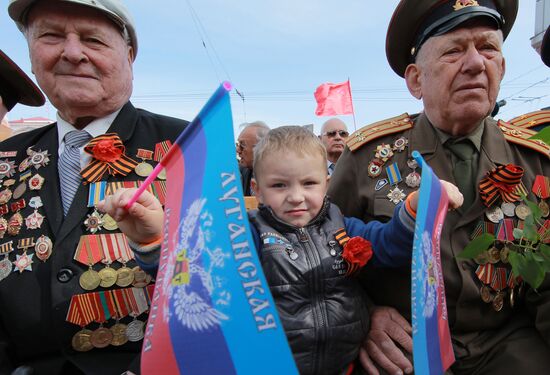 Victory Day celebrations in Lugansk