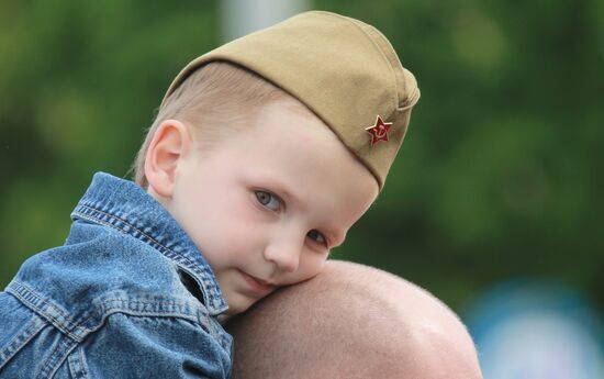 Victory Day celebrations in Lugansk