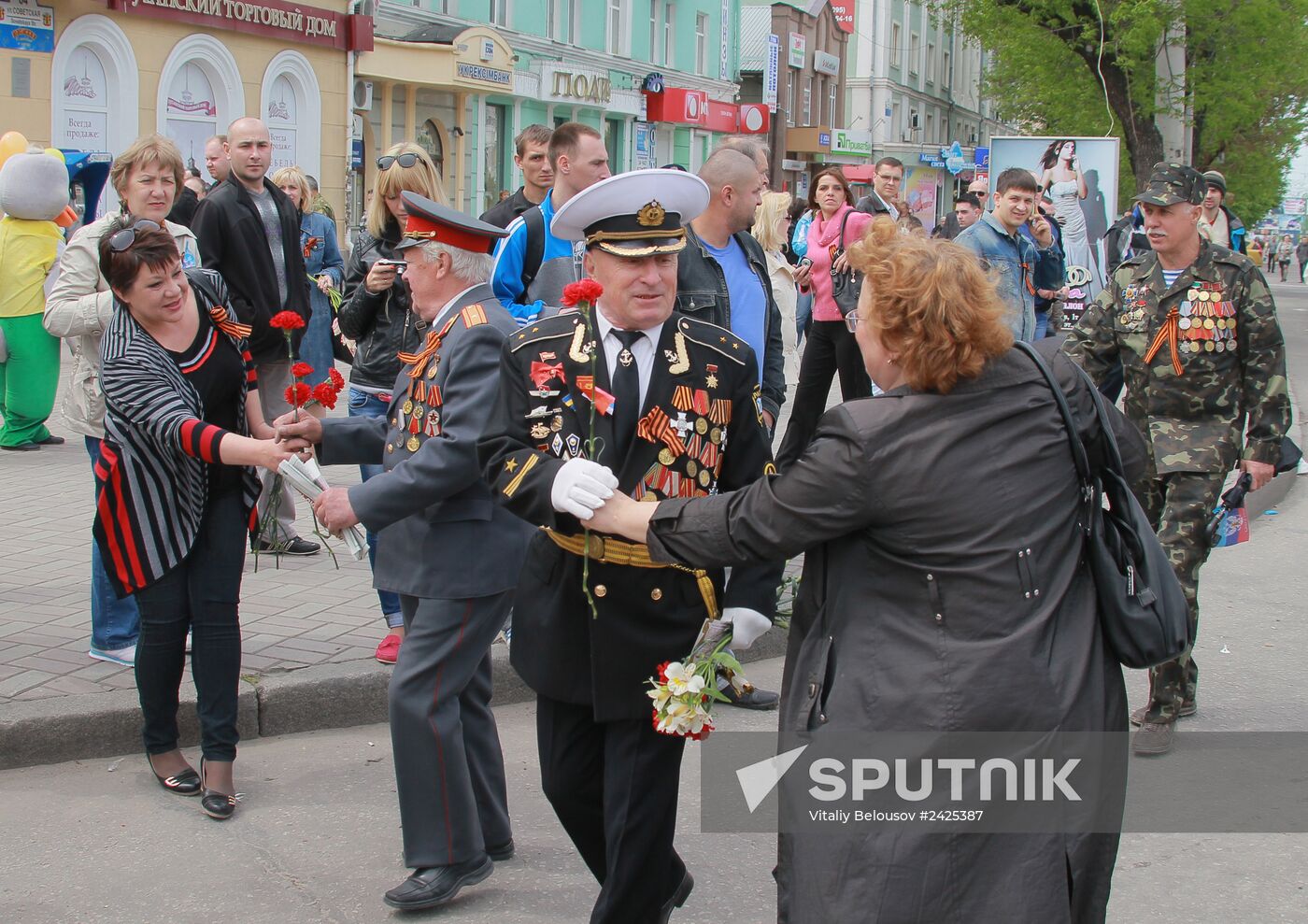 Victory Day celebrations in Lugansk