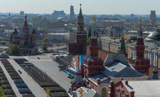 Parade on 69th anniversary of victory in Great Patriotic War