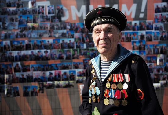 War veterans meet on Victory Day in Gorky Park