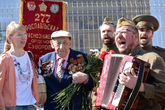 War veterans meet on Victory Day in Gorky Park