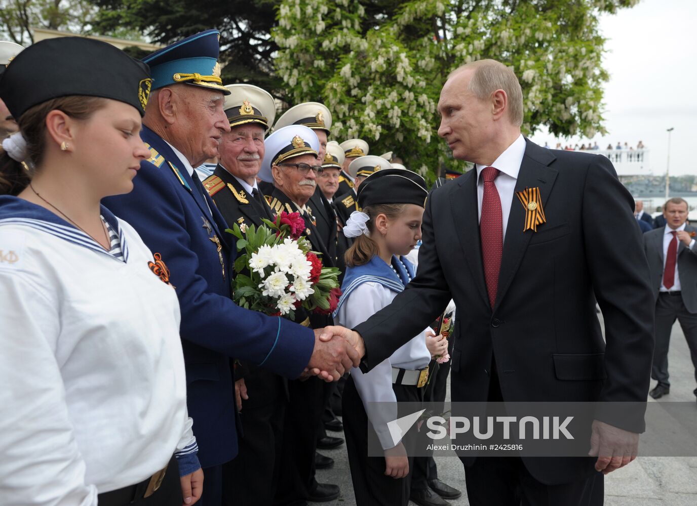 Vladimir Putin attends celebrations marking 69th anniversary of victory in Great Patriotic War and anniversary of Sevastopol's liberation