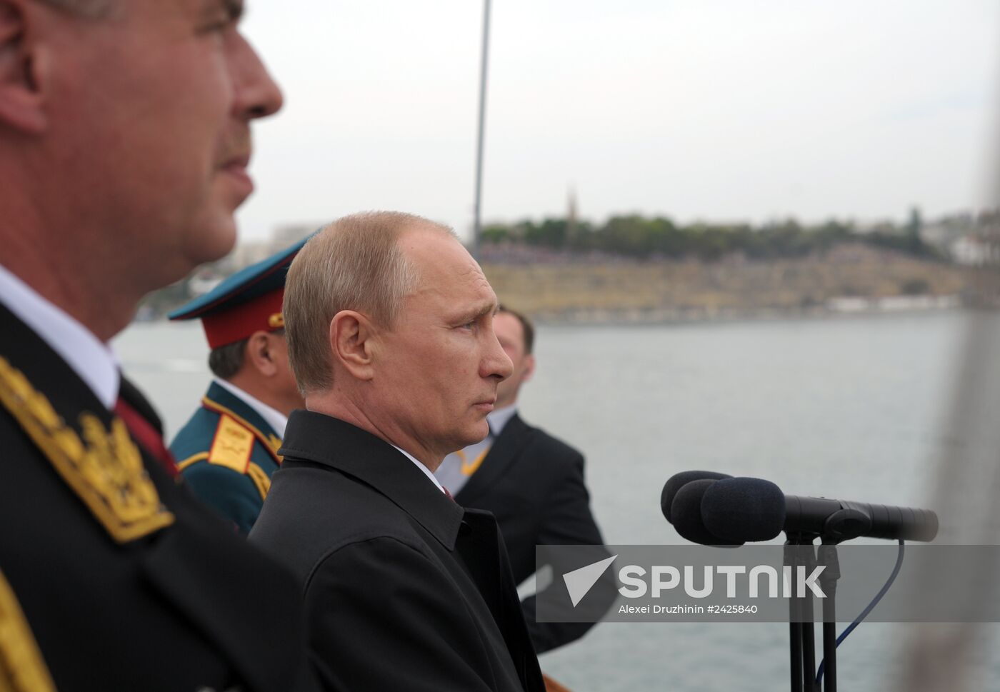 Vladimir Putin attends celebrations marking 69th anniversary of victory in Great Patriotic War and anniversary of Sevastopol's liberation