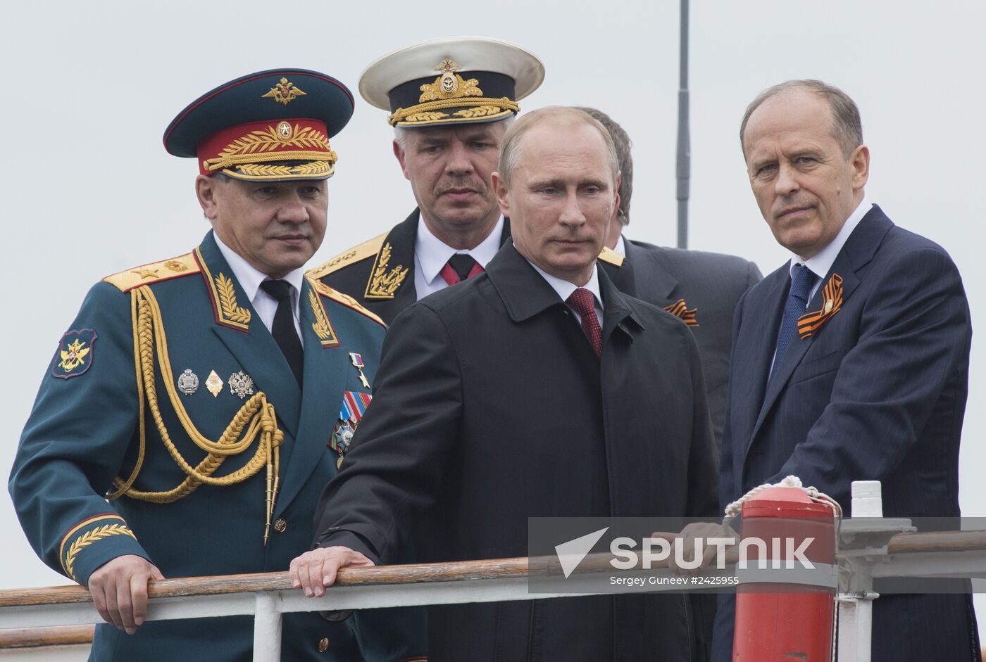 Vladimir Putin attends celebrations marking 69th anniversary of victory in Great Patriotic War and anniversary of Sevastopol's liberation