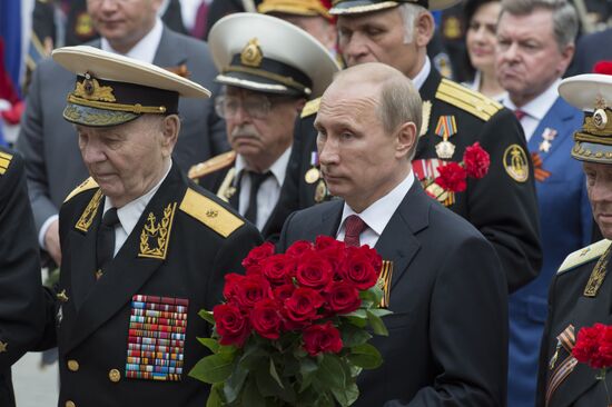 Vladimir Putin attends celebrations marking 69th anniversary of victory in Great Patriotic War and anniversary of Sevastopol's liberation