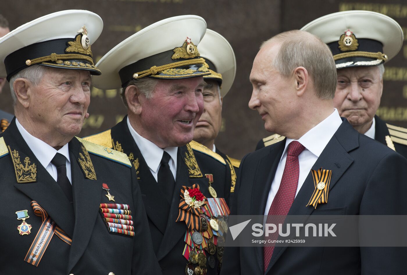 Vladimir Putin attends celebrations marking 69th anniversary of victory in Great Patriotic War and anniversary of Sevastopol's liberation