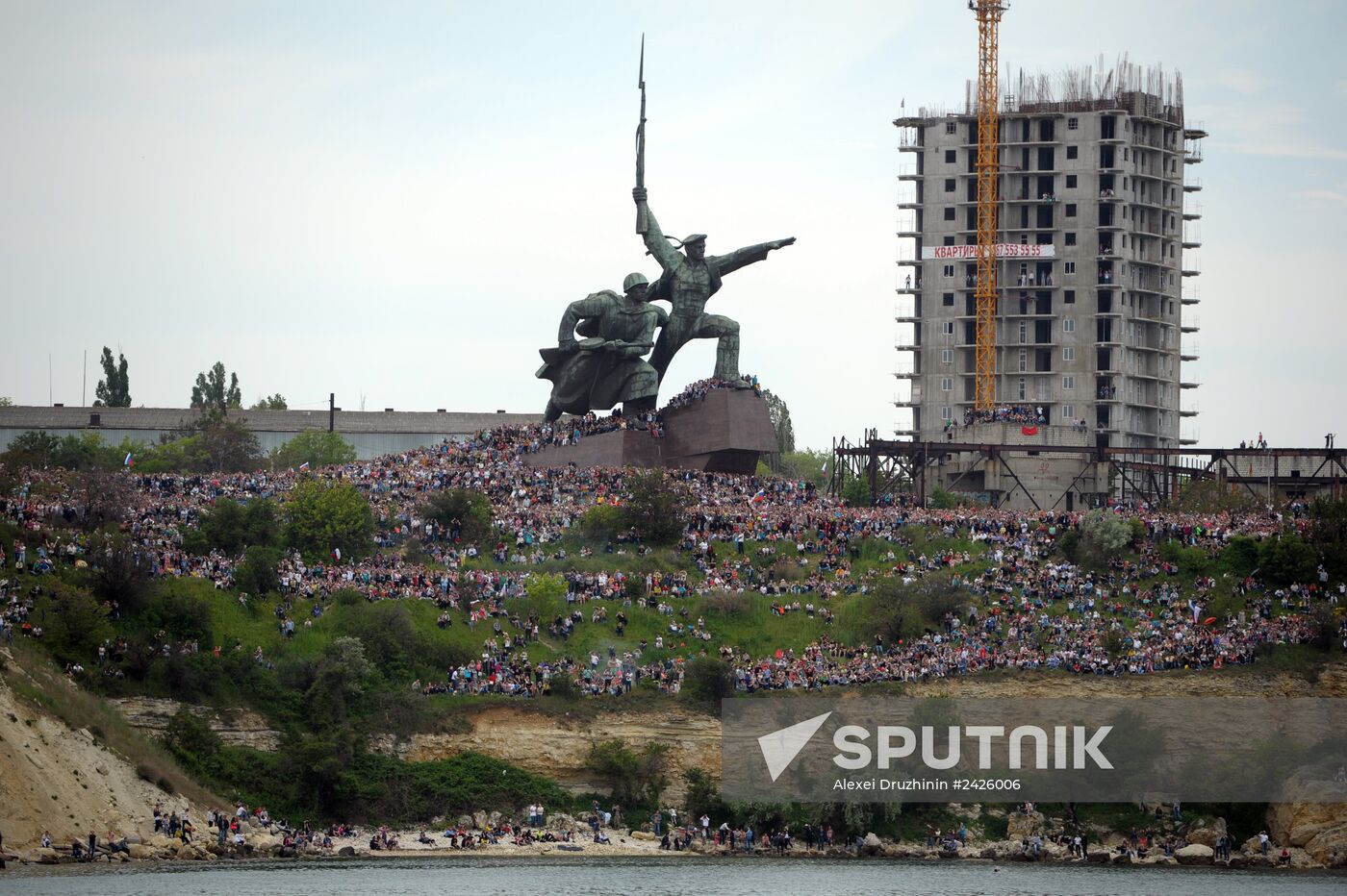 Vladimir Putin attends celebrations marking 69th anniversary of victory in Great Patriotic War and anniversary of Sevastopol's liberation