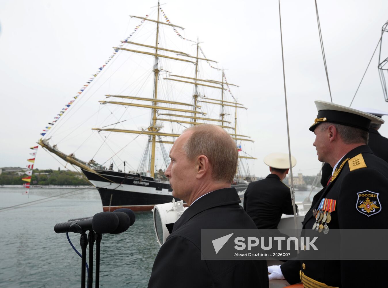 Vladimir Putin attends celebrations marking 69th anniversary of victory in Great Patriotic War and anniversary of Sevastopol's liberation