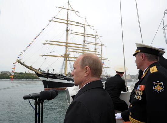 Vladimir Putin attends celebrations marking 69th anniversary of victory in Great Patriotic War and anniversary of Sevastopol's liberation