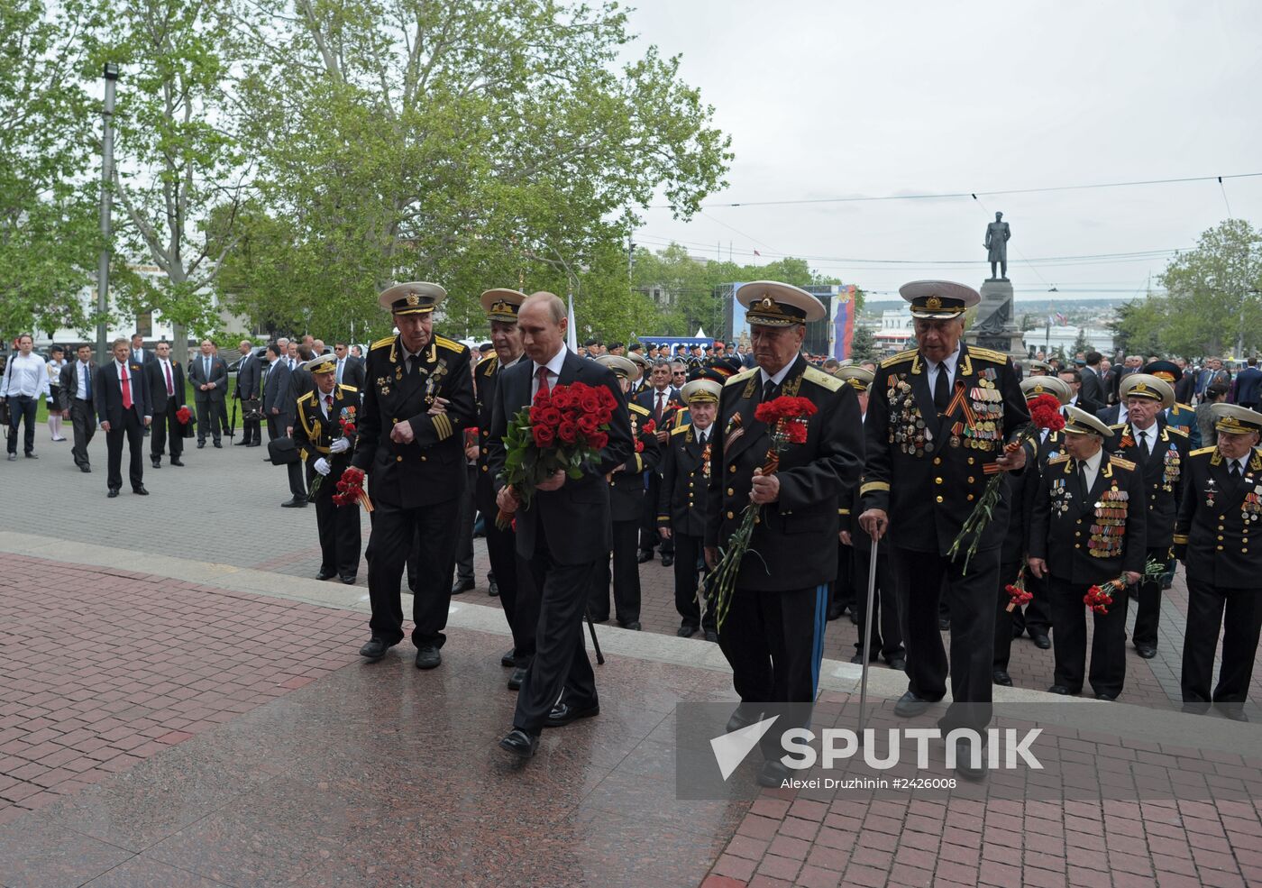 Vladimir Putin attends celebrations marking 69th anniversary of victory in Great Patriotic War and anniversary of Sevastopol's liberation