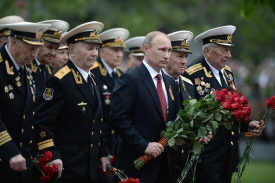 Vladimir Putin attends celebrations marking 69th anniversary of victory in Great Patriotic War and anniversary of Sevastopol's liberation