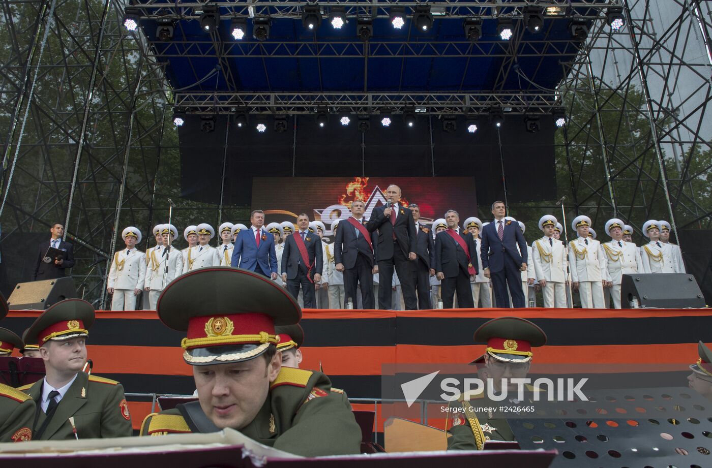 Vladimir Putin attends celebrations marking 69th anniversary of victory in Great Patriotic War and anniversary of Sevastopol's liberation