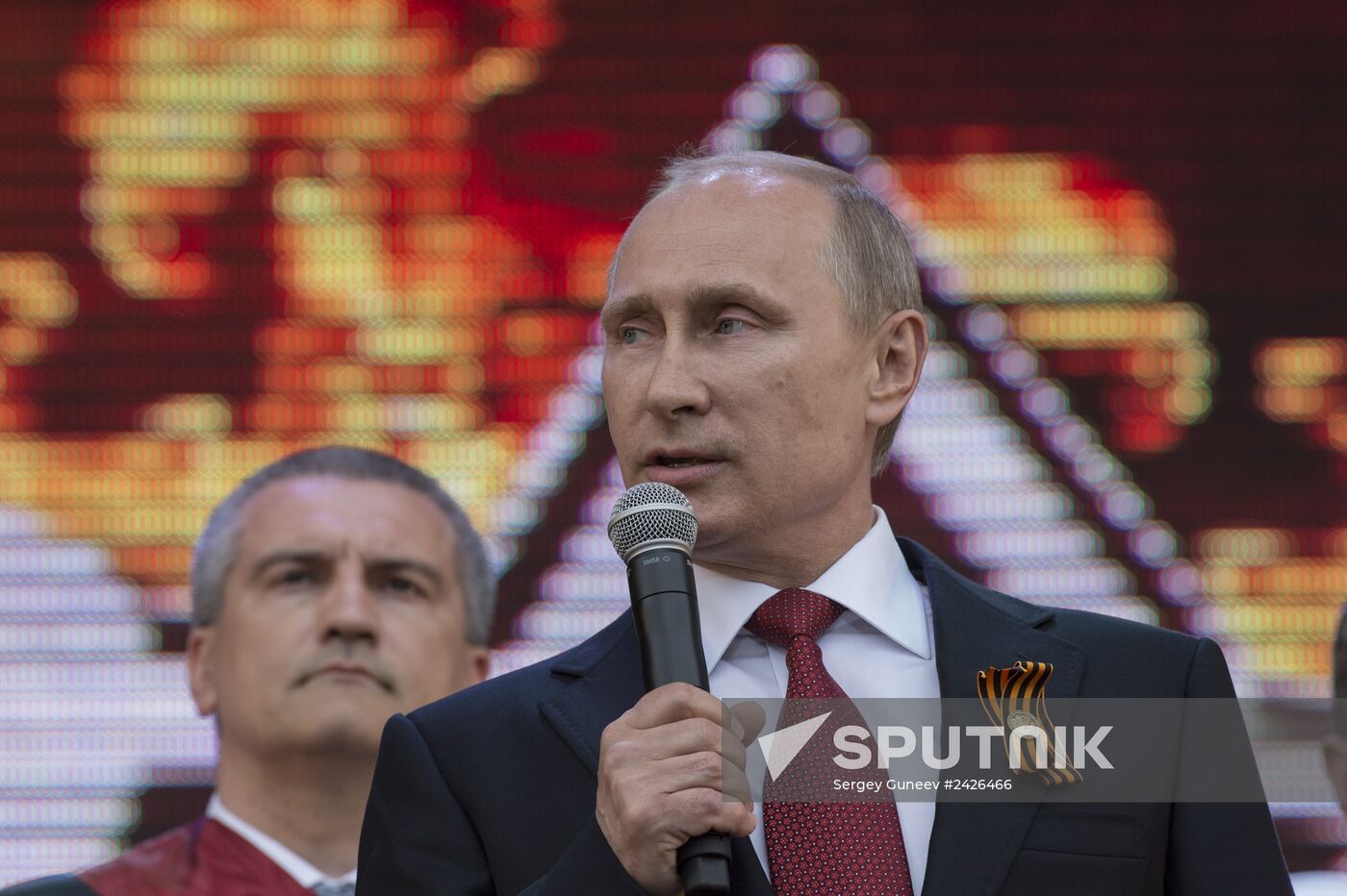 Vladimir Putin attends celebrations marking 69th anniversary of victory in Great Patriotic War and anniversary of Sevastopol's liberation