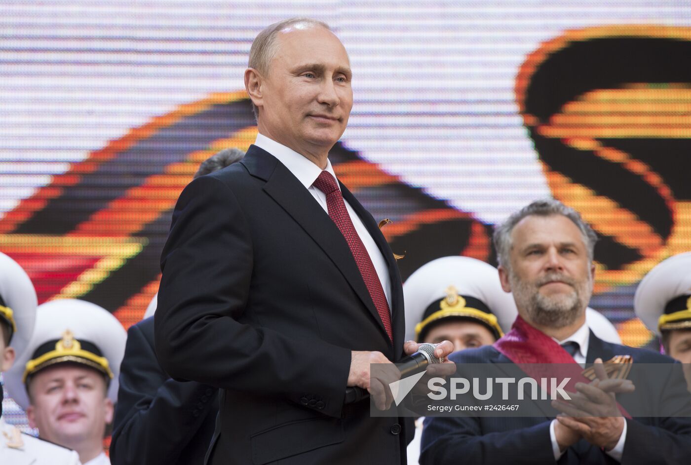 Vladimir Putin attends celebrations marking 69th anniversary of victory in Great Patriotic War and anniversary of Sevastopol's liberation