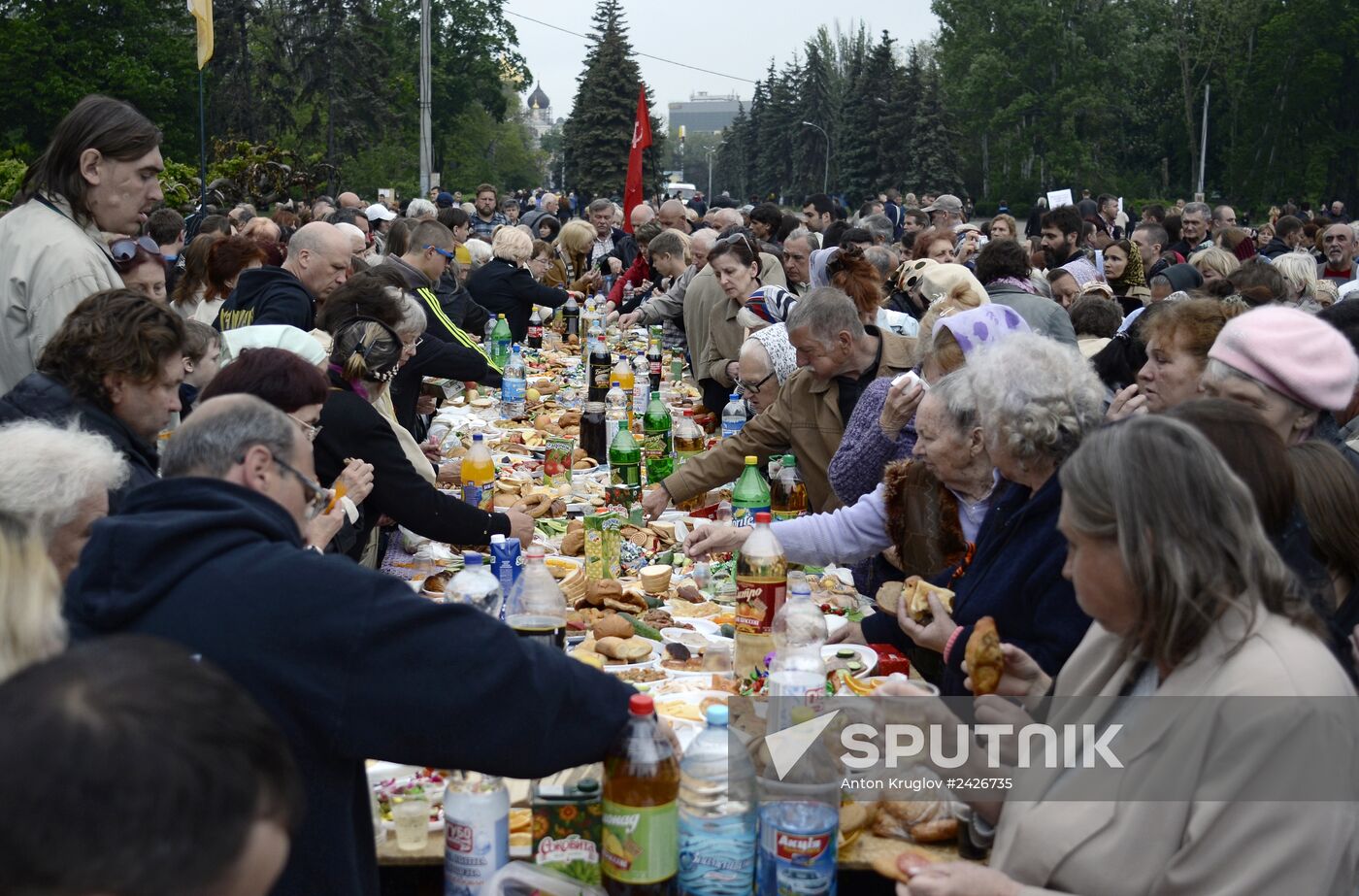 Odessa residents mourn outside Trade Unions House