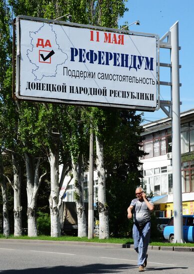 Situation in Donetsk prior to referendum