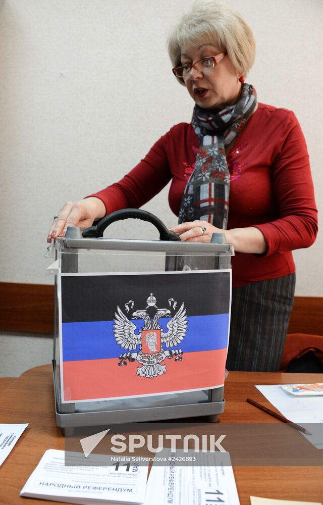 Situation in Donetsk in the run-up to referendum