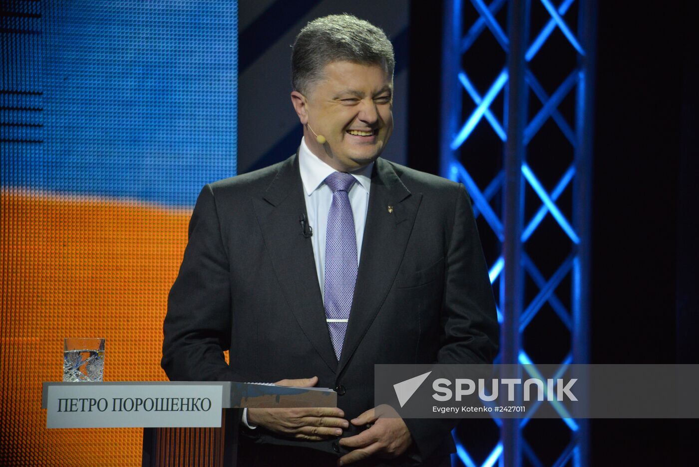 Ukrainian presidential candidates take part in television debates