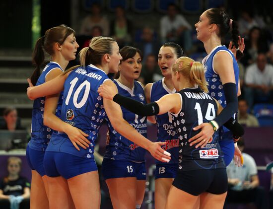 Volleyball. Women's Volleyball Club World Championships. Dinamo vs. SESI-SP